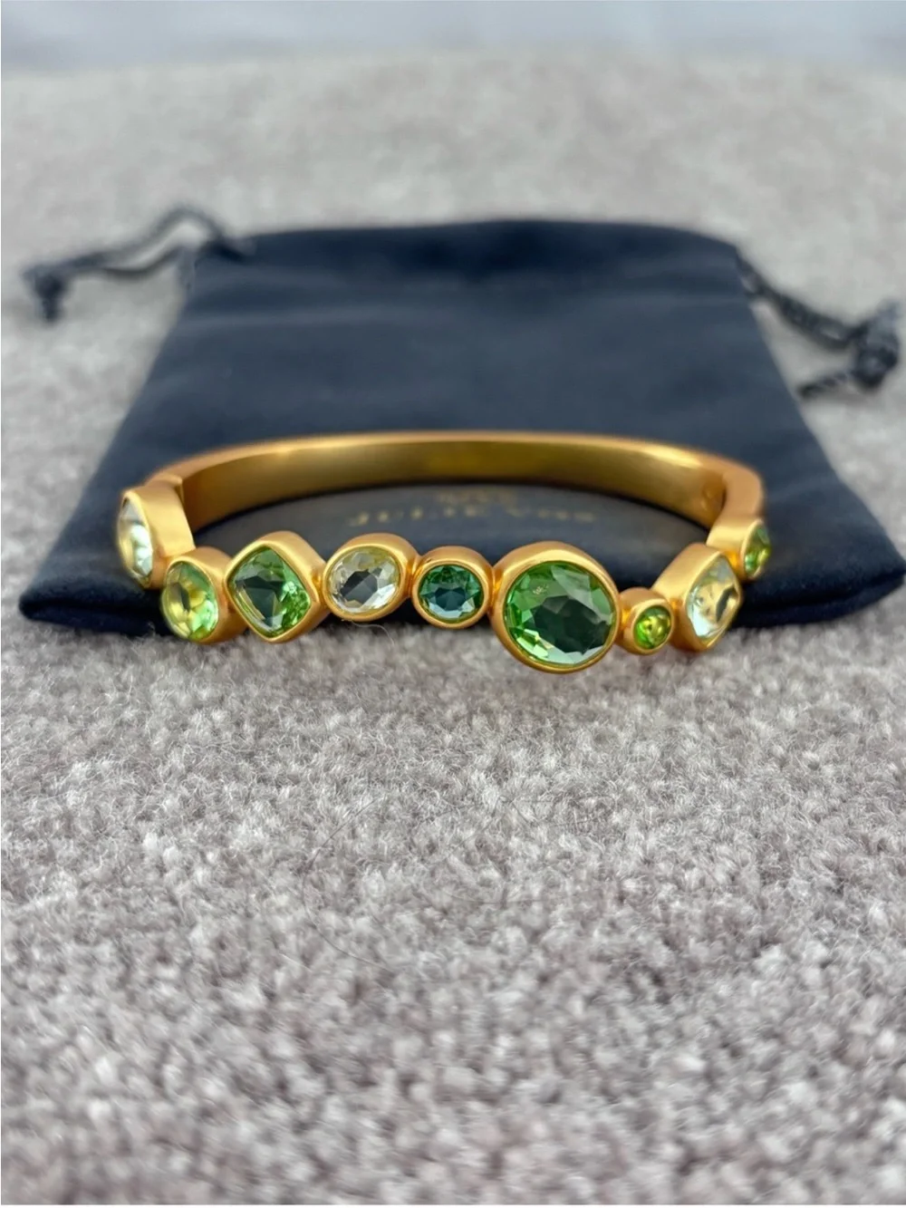 NWOT Julie Vos Kaleidoscope Hinge Baglngle